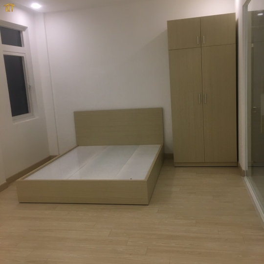 Giường ngủ 4